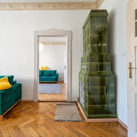 Apartament Slow W Pieknej Kamienicy - 6 Osobowy, 2 Balkony - Space Apart Apartment Jelenia Gora