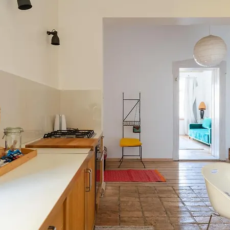Apartament Slow W Pieknej Kamienicy - 6 Osobowy, 2 Balkony - Space Apart *